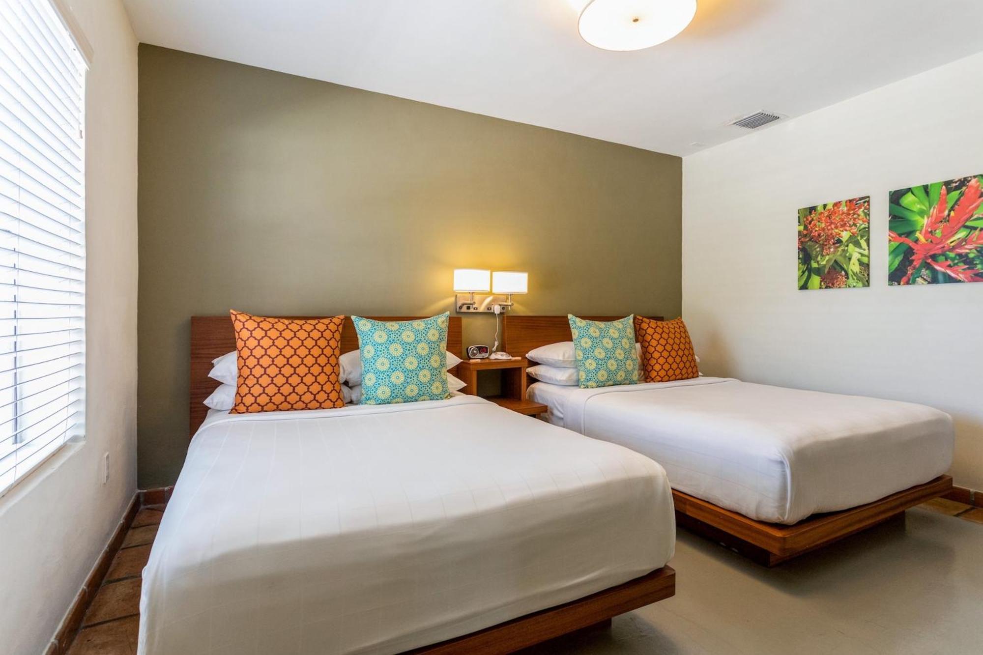 Kasa El Paseo Miami Beach Room photo
